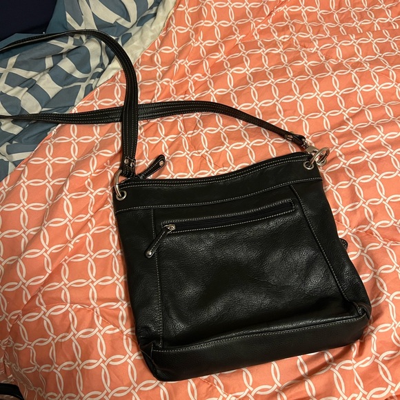 EUC Tignanello Large Black Pebbled Leather Crossbody - Picture 2 of 6